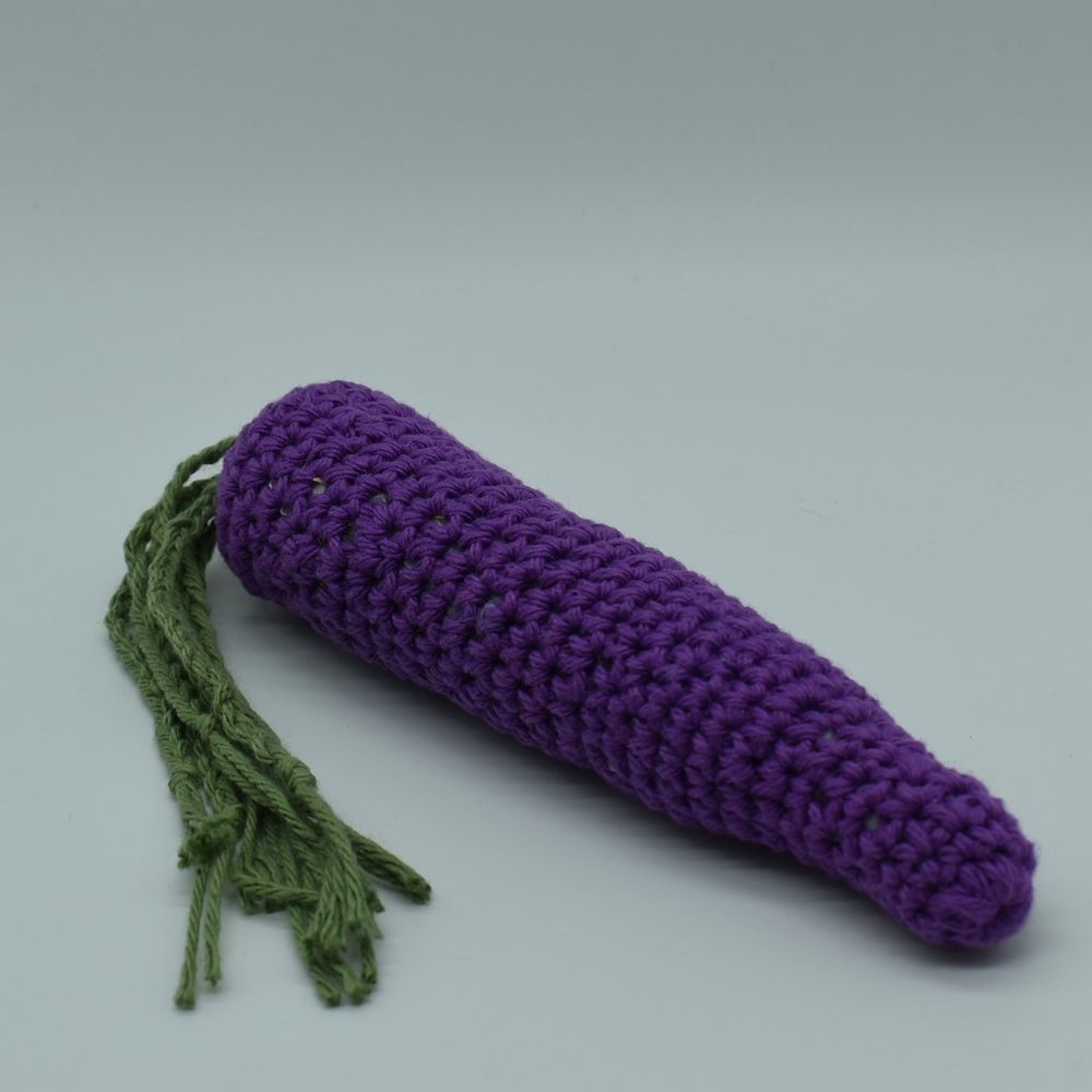 Hand Crafted Carrot catnip crochet cat toy - Picture 2 of 5